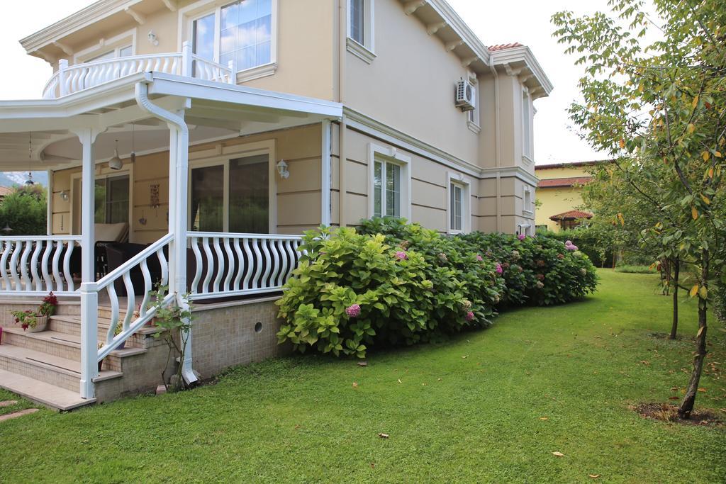 Damla Pansiyon Sapanca Exterior foto